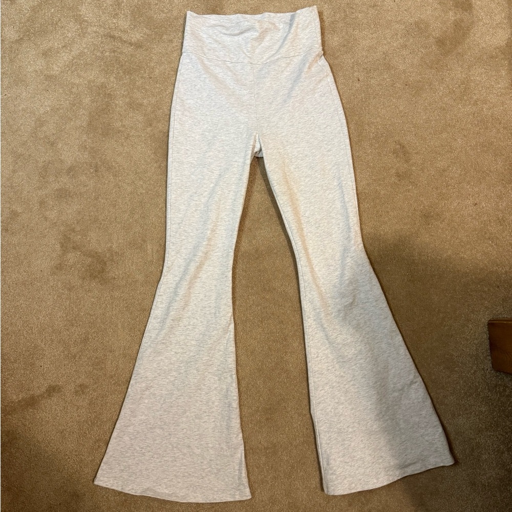 Edikted Naomi Foldover Flare Leggings